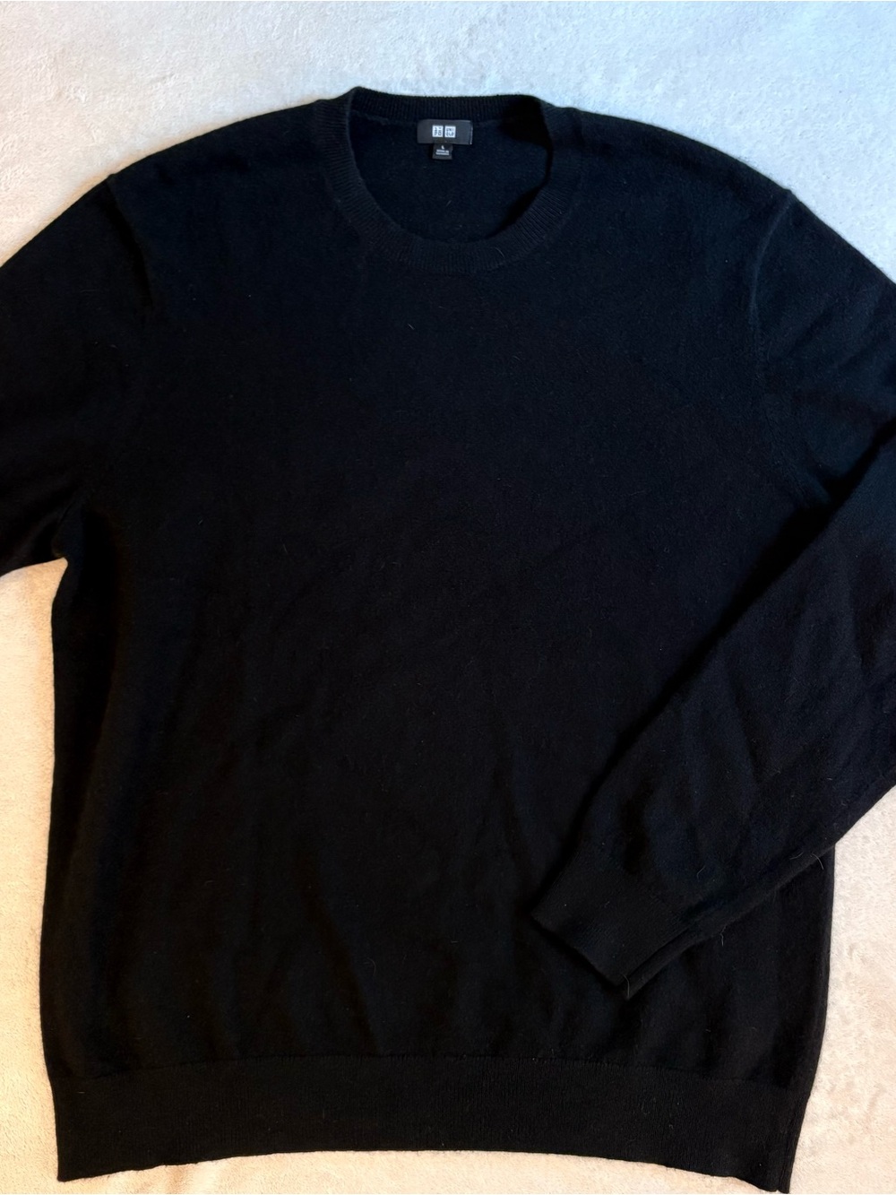 Uniqlo Black Cashmere Men’s Crewneck Sweater Sz L